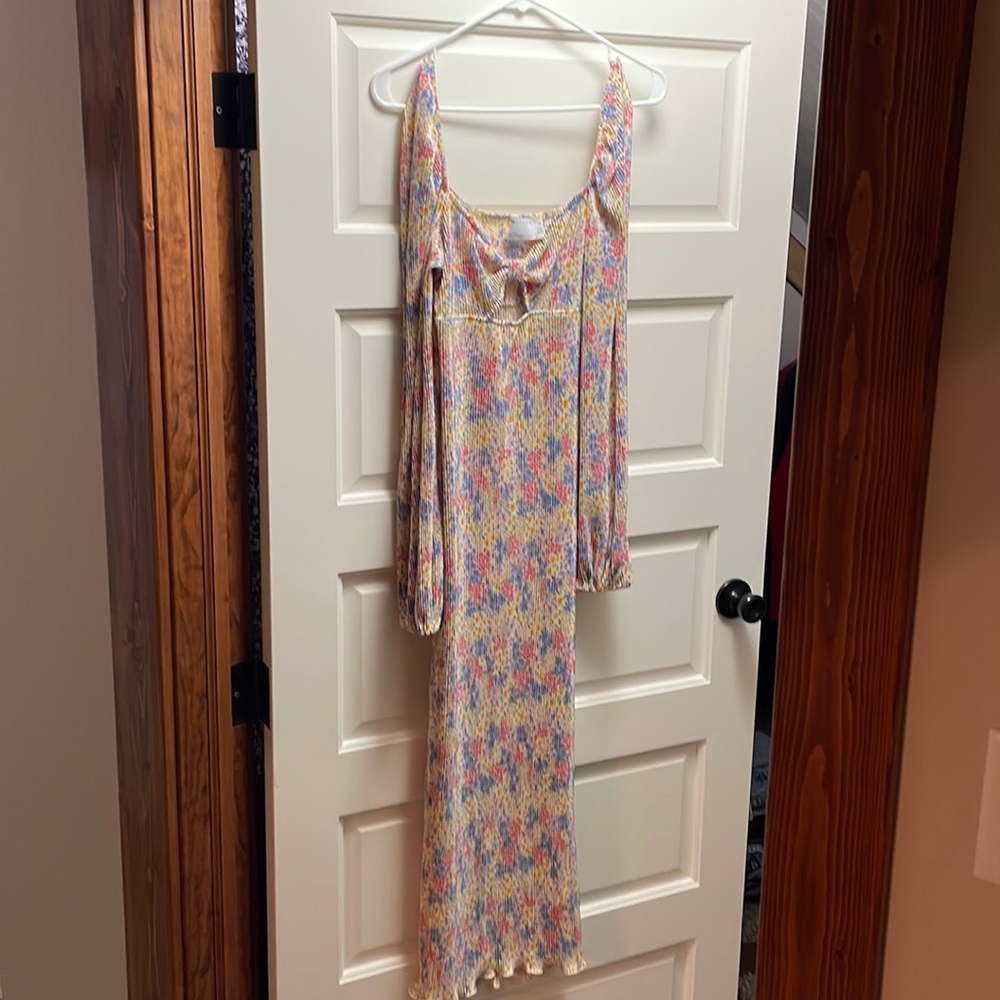 ASOS design tall midi long sleeve Plisse dress